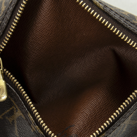 Louis Vuitton Papillon Pouch - Picture 9 of 10